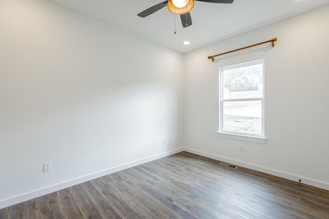 9443 Williams Street, Soddy Daisy, TN 37379