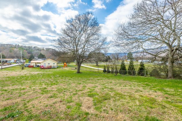 9443 Williams Street, Soddy Daisy, TN 37379
