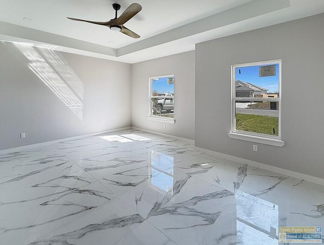 2622 Juan Castillo Ave., Port Isabel, TX 78578