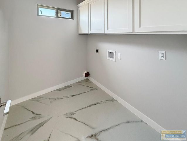 2622 Juan Castillo Ave., Port Isabel, TX 78578