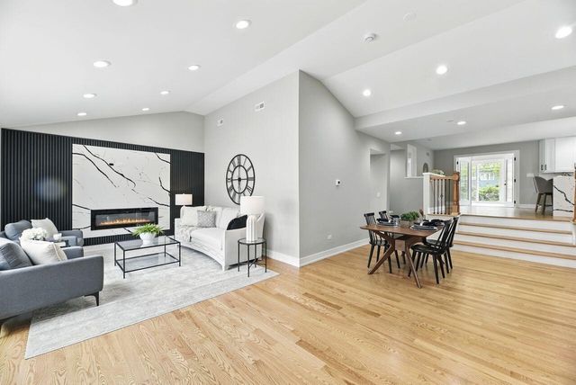 340 N Berrien Street, New Buffalo, MI 49117