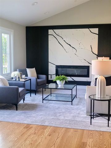 340 N Berrien Street, New Buffalo, MI 49117