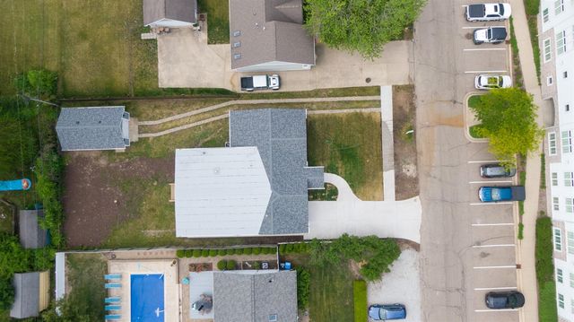 340 N Berrien Street, New Buffalo, MI 49117