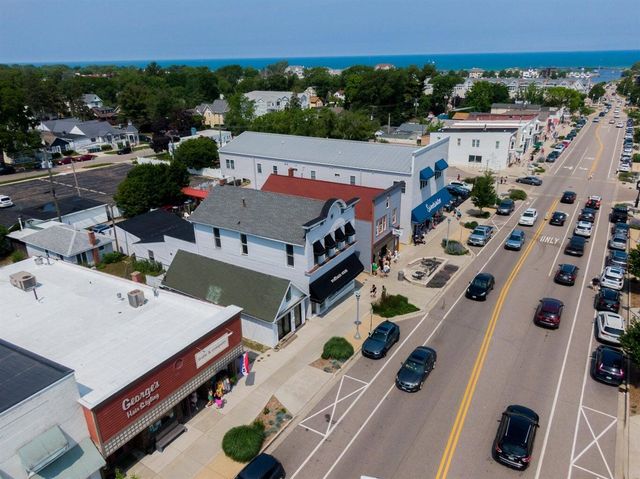 340 N Berrien Street, New Buffalo, MI 49117