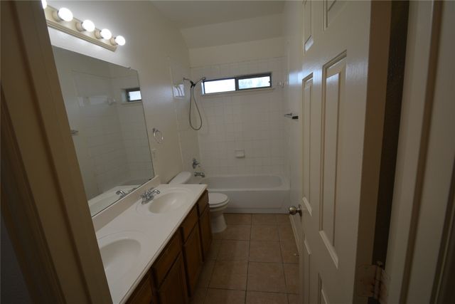 4808 Belladonna Drive, Fort Worth, TX 76123