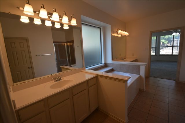 4808 Belladonna Drive, Fort Worth, TX 76123