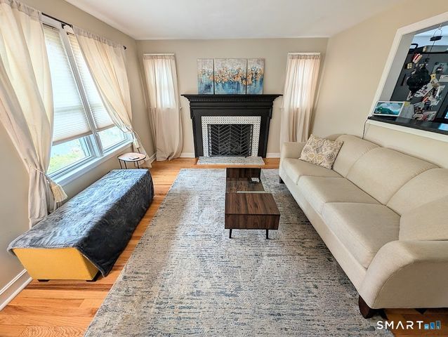 36 Marshall Road, Manchester, CT 06040