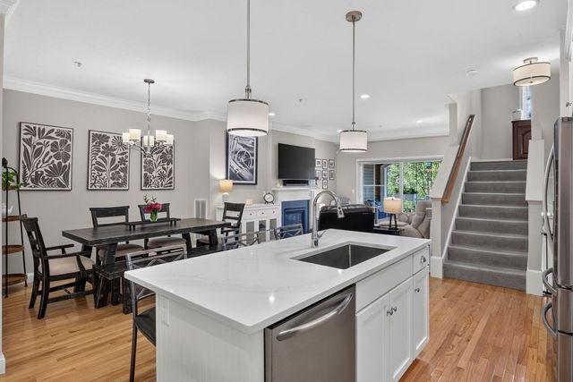 87 Boatwrights Loop, Plymouth, MA 02360