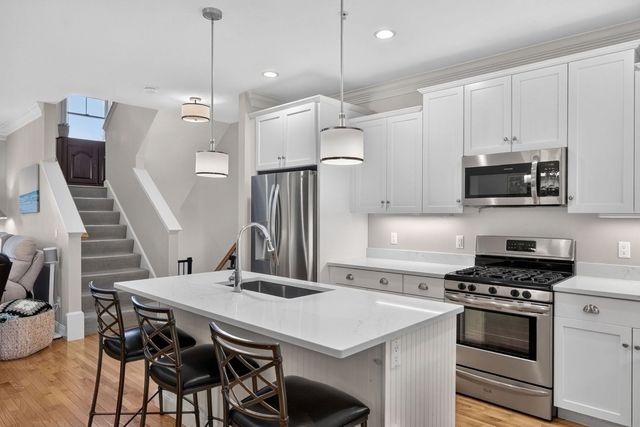 87 Boatwrights Loop, Plymouth, MA 02360