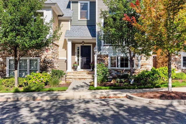 87 Boatwrights Loop, Plymouth, MA 02360