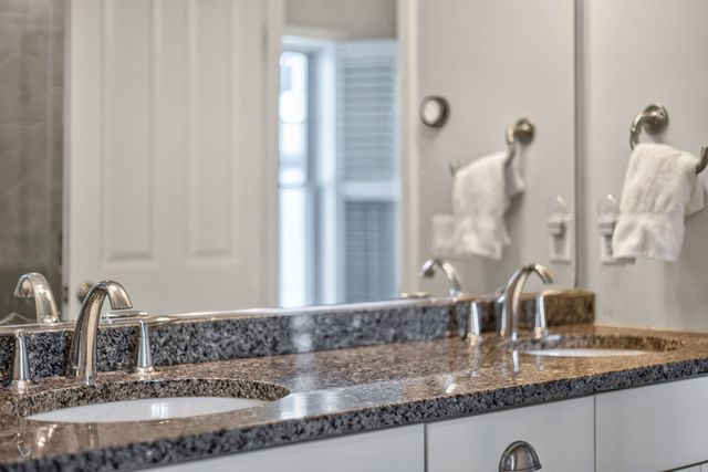 87 Boatwrights Loop, Plymouth, MA 02360