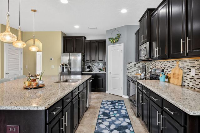 132 BROAD STREET, Winter Haven, FL 33881