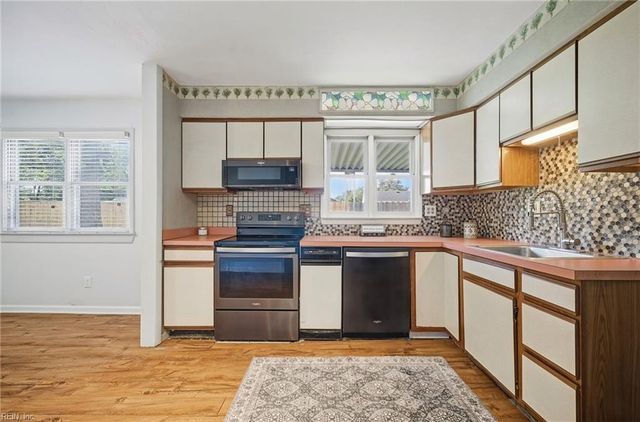 625 S Pine Grove RD, Virginia Beach, VA 23452