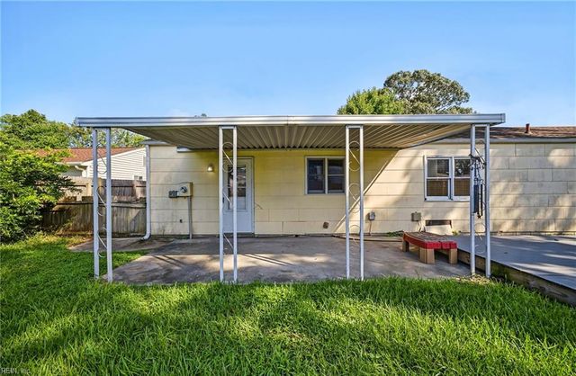 625 S Pine Grove RD, Virginia Beach, VA 23452