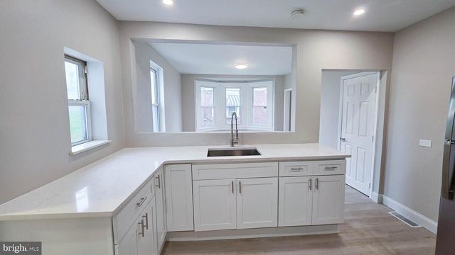 1112 ELMWOOD AVE, Sharon Hill, PA 19079