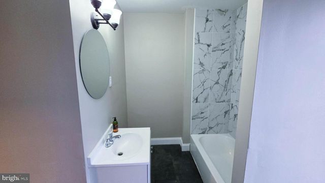 1112 ELMWOOD AVE, Sharon Hill, PA 19079