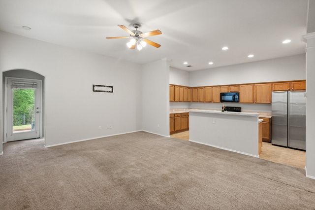 1414 Ravenwood Drive, Mansfield, TX 76063