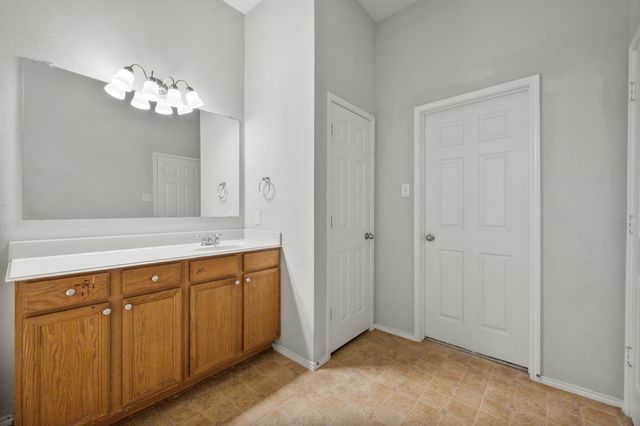 1414 Ravenwood Drive, Mansfield, TX 76063