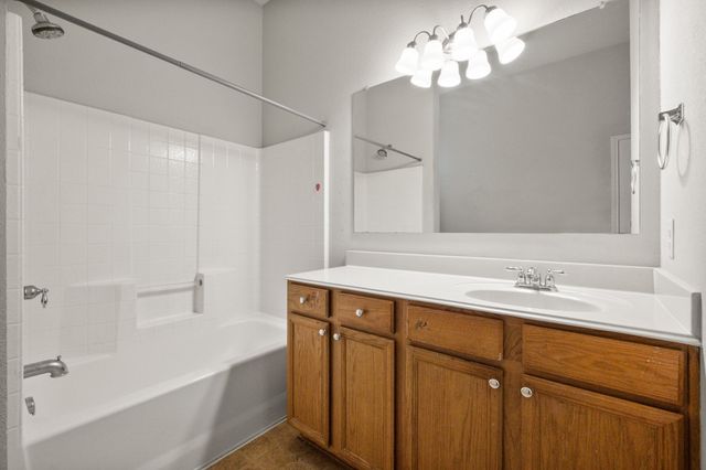 1414 Ravenwood Drive, Mansfield, TX 76063