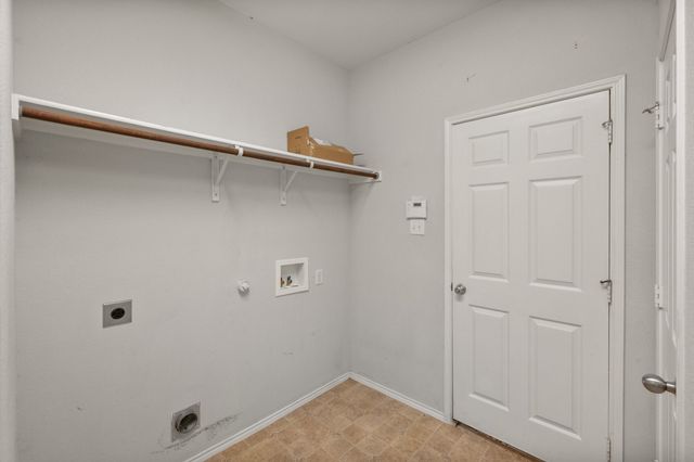 1414 Ravenwood Drive, Mansfield, TX 76063