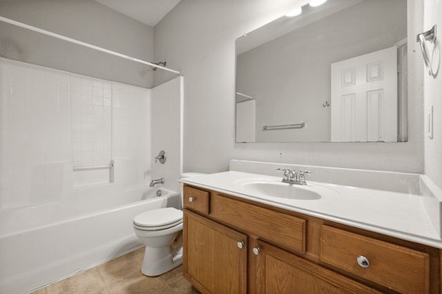 1414 Ravenwood Drive, Mansfield, TX 76063