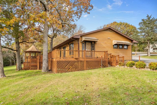 379 Navajo Trail, Kimberling City, MO 65686