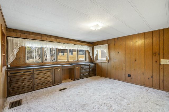 379 Navajo Trail, Kimberling City, MO 65686