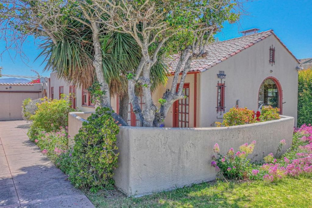 Image 2 of property listing at 333 West Street, Salinas, CA 93901