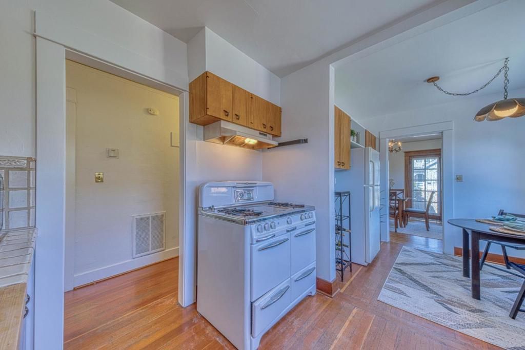 Image 20 of property listing at 333 West Street, Salinas, CA 93901