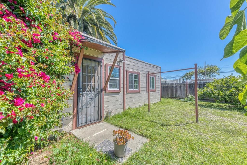 Image 36 of property listing at 333 West Street, Salinas, CA 93901