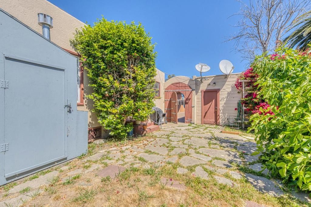 Image 46 of property listing at 333 West Street, Salinas, CA 93901