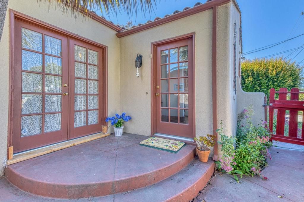 Image 9 of property listing at 333 West Street, Salinas, CA 93901