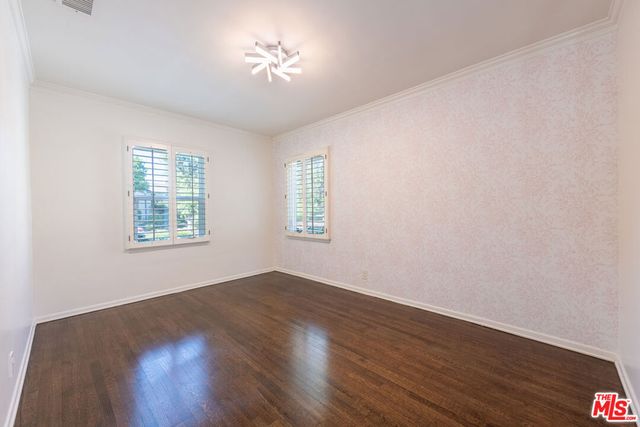 11350 Albata Street, Los Angeles, CA 90049