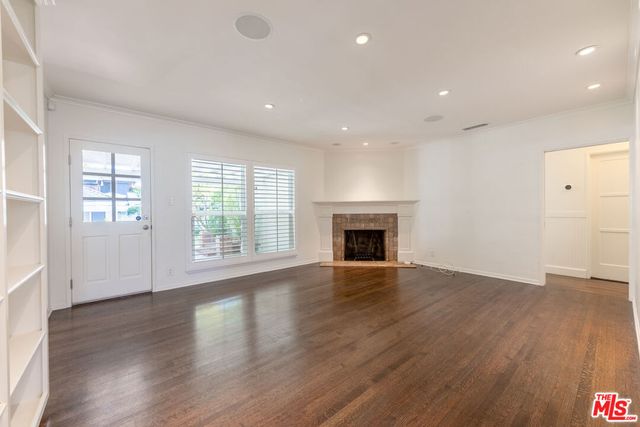 11350 Albata Street, Los Angeles, CA 90049
