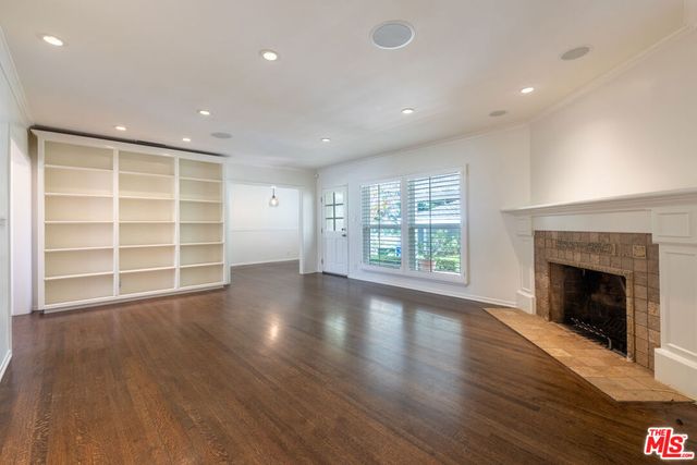 11350 Albata Street, Los Angeles, CA 90049