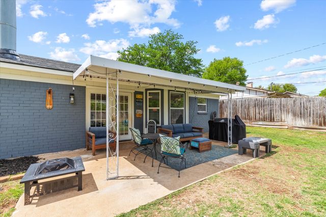 6716 Bartay Drive, North Richland Hills, TX 76182