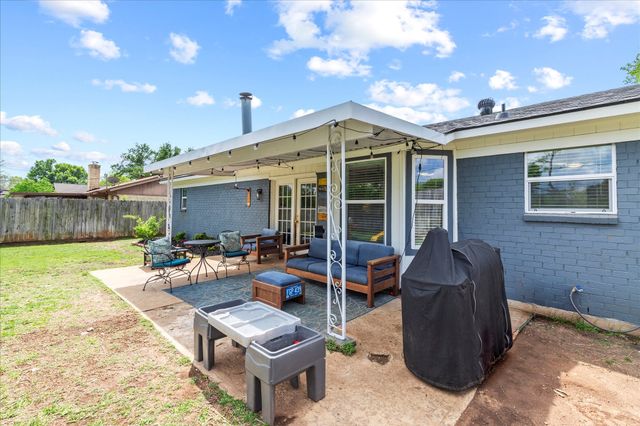 6716 Bartay Drive, North Richland Hills, TX 76182