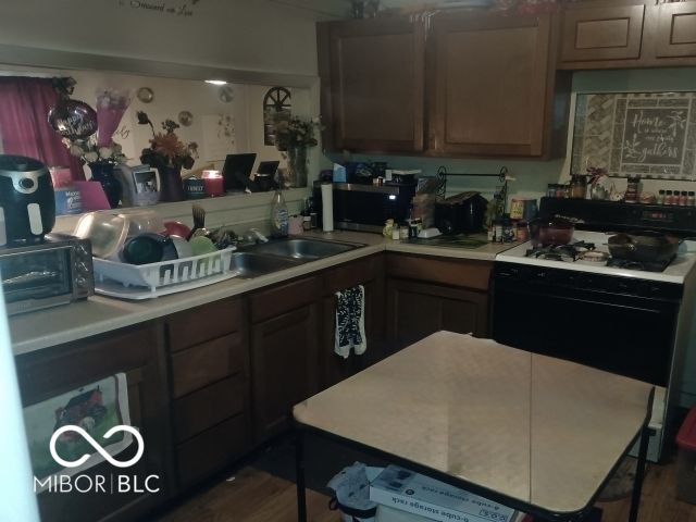 529 W 21st Street, Anderson, IN 46016