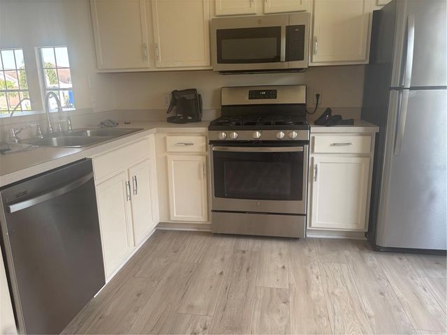 1036 BELVOIR DRIVE, Davenport, FL 33837