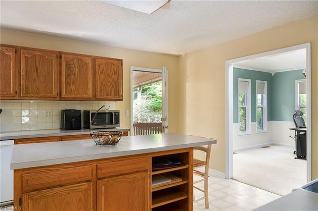 153 Union Pointe Lane, Lexington, NC 27295