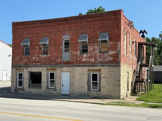 107 W Main Street, Coffeen, IL 62017