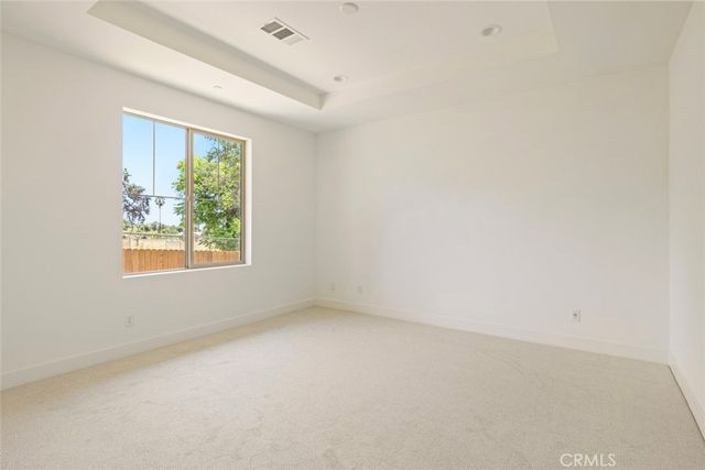 187 E Palm Street E, Altadena, CA 91001