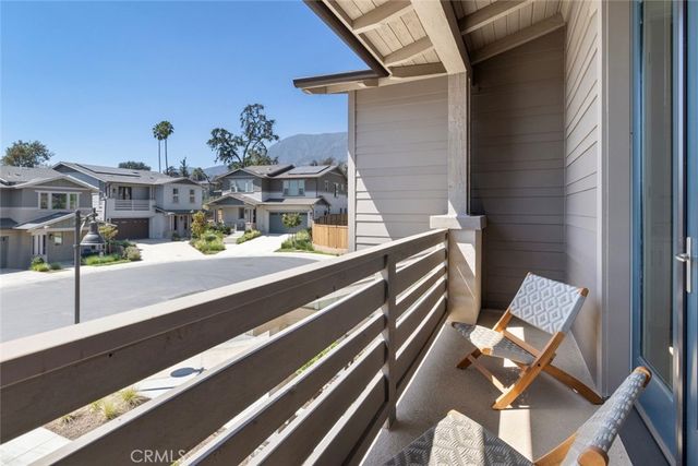 187 E Palm Street E, Altadena, CA 91001