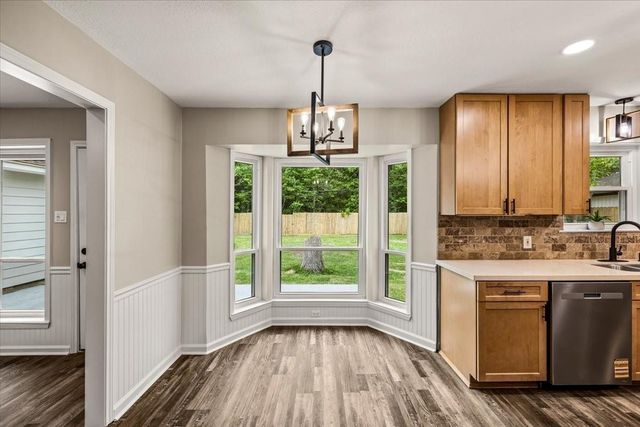 78 Shady Oak Court, Alvin, TX 77511