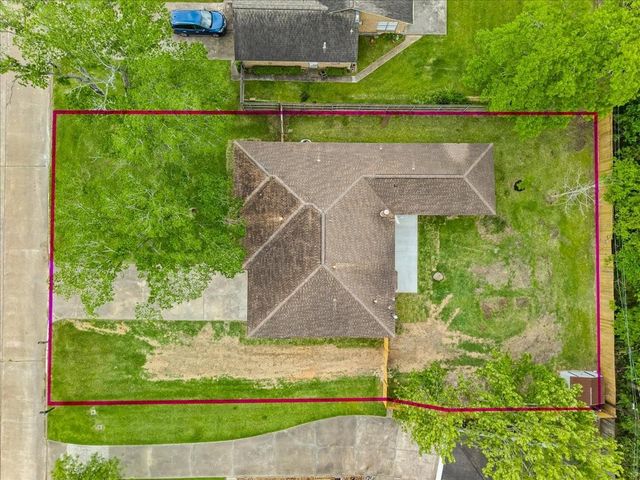 78 Shady Oak Court, Alvin, TX 77511