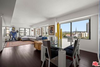 10520 Wilshire Boulevard 802, Los Angeles, CA 90024