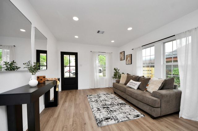 529 Hahlo Street, Houston, TX 77020