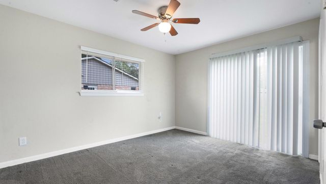 722 N Fall Creek Drive, Houston, TX 77336