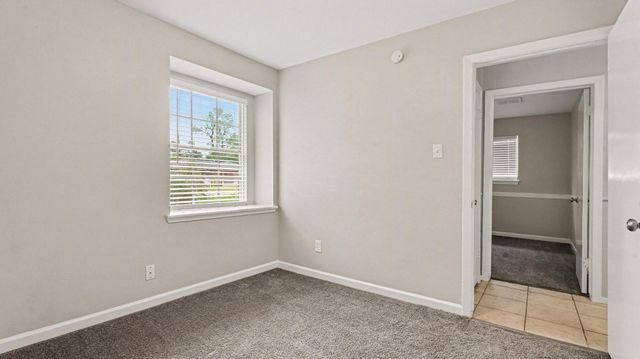 722 N Fall Creek Drive, Houston, TX 77336