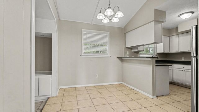 722 N Fall Creek Drive, Houston, TX 77336